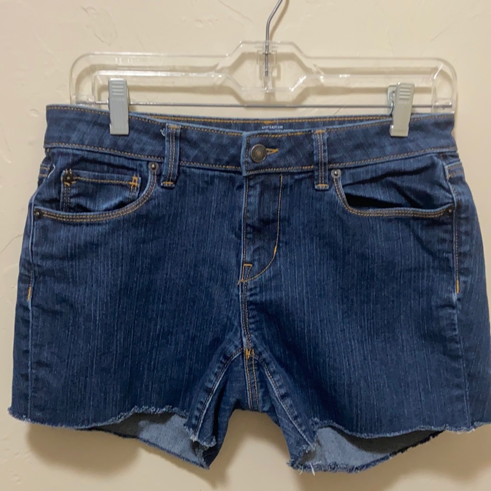 Ann Taylor sz 2 jean shorts cut off